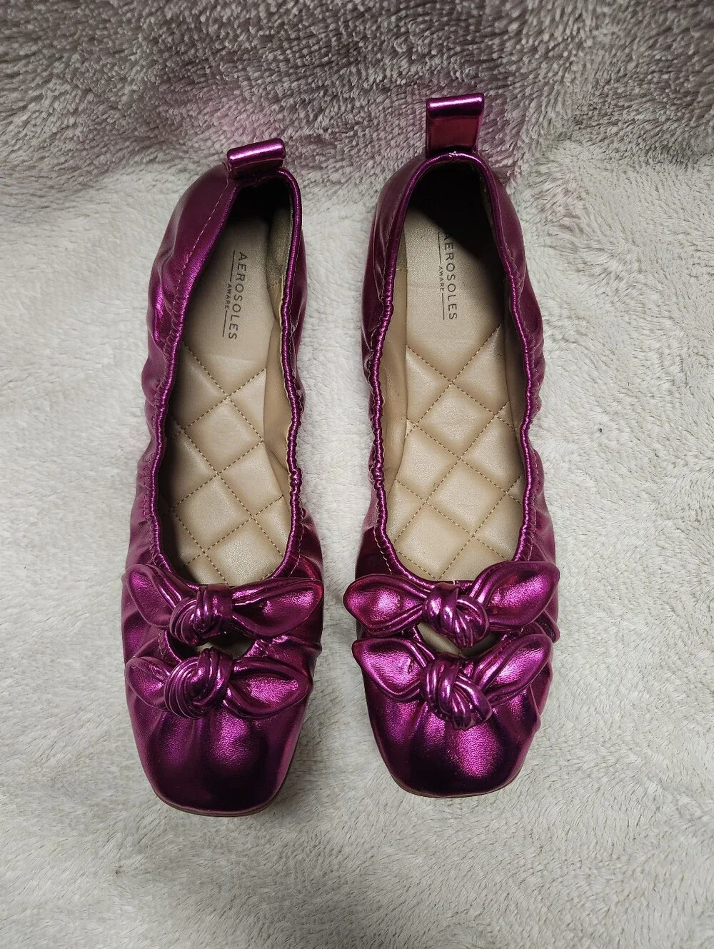 AEROSOLES shiny fuchsia